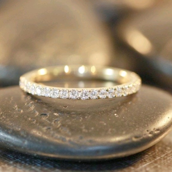 Meet your Posher, Lindzy - Picture 1 of 1